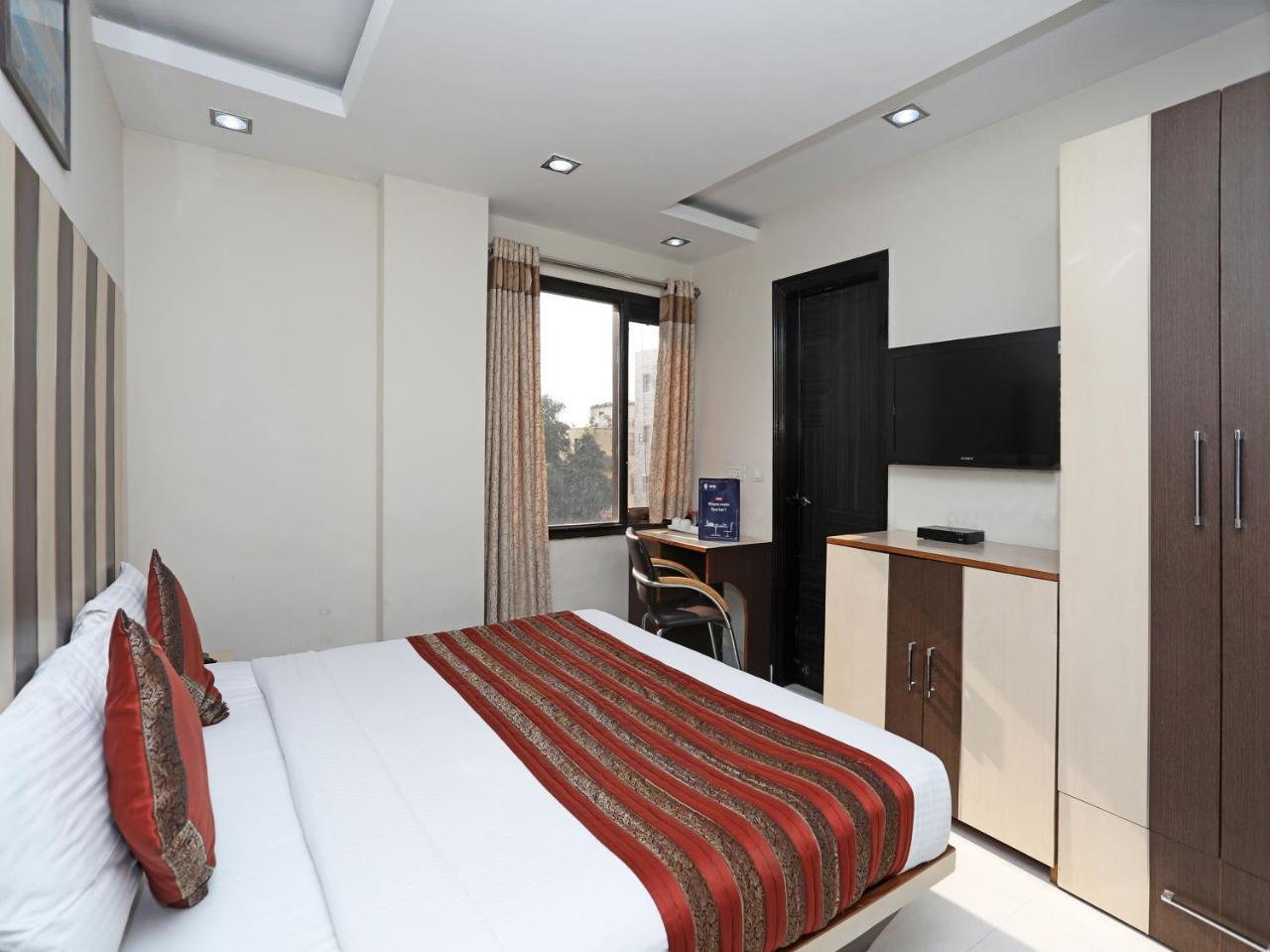 Hotel Balsons Continental Nowe Delhi Zewnętrze zdjęcie