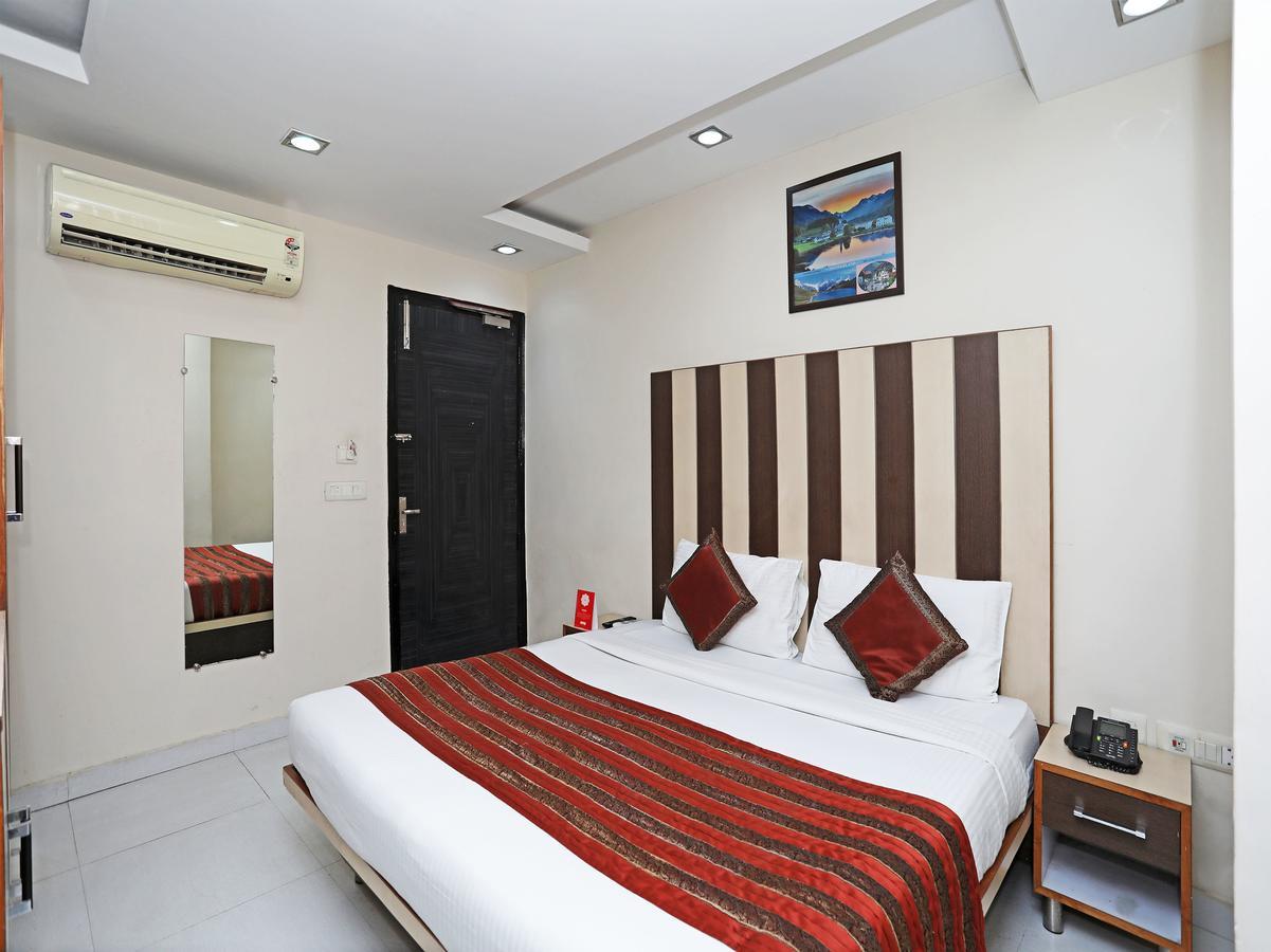 Hotel Balsons Continental Nowe Delhi Zewnętrze zdjęcie