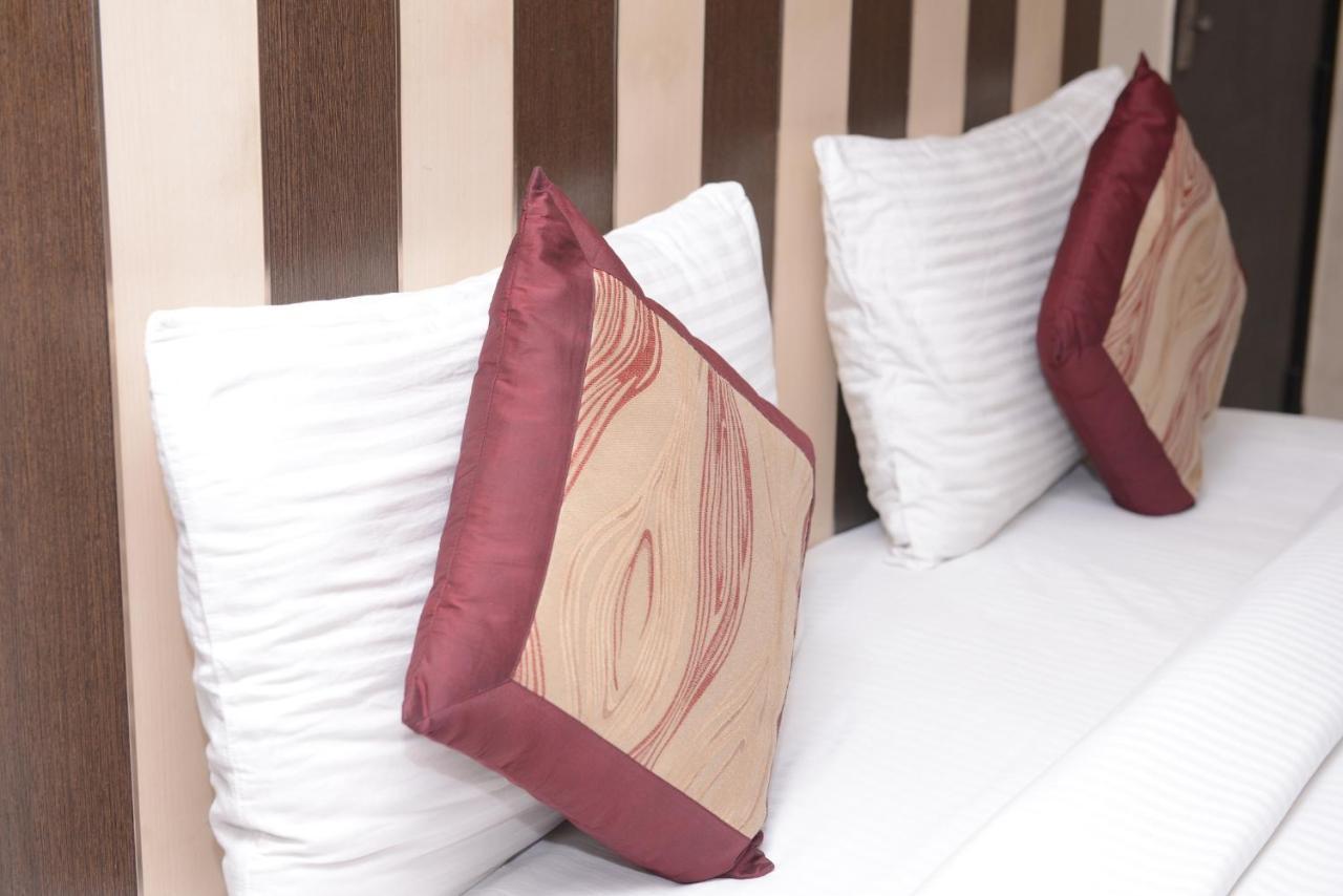 Hotel Balsons Continental Nowe Delhi Zewnętrze zdjęcie