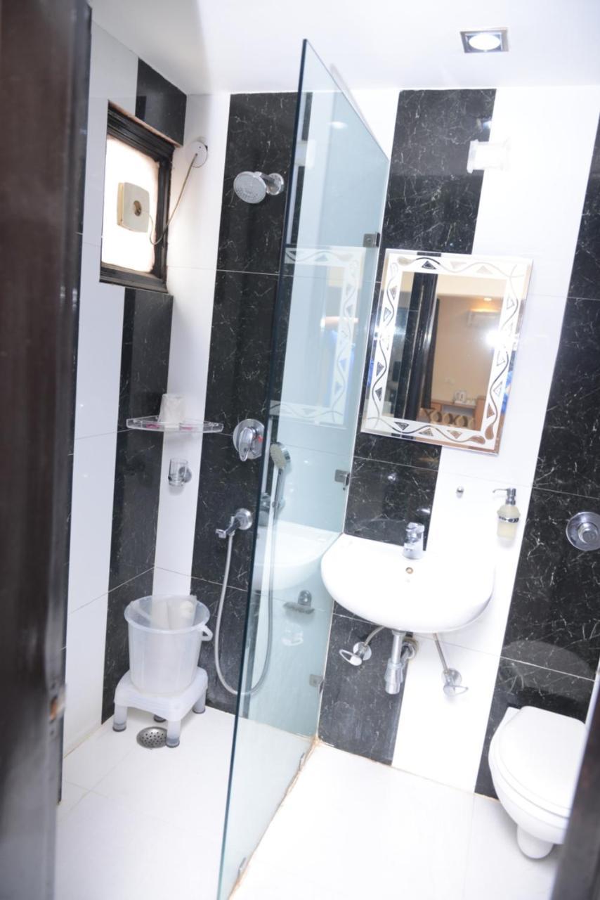 Hotel Balsons Continental Nowe Delhi Zewnętrze zdjęcie